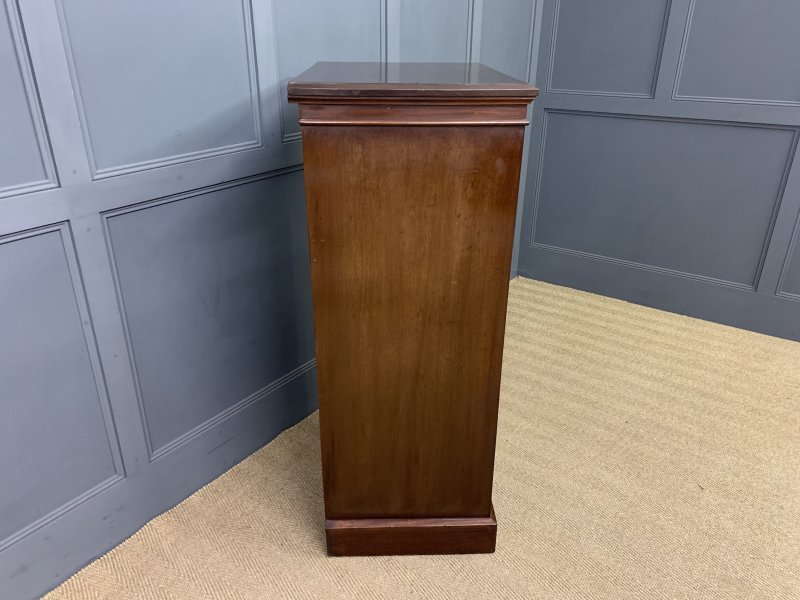 Maple & Co. Inlaid Mahogany Pillar Chest - Image 10