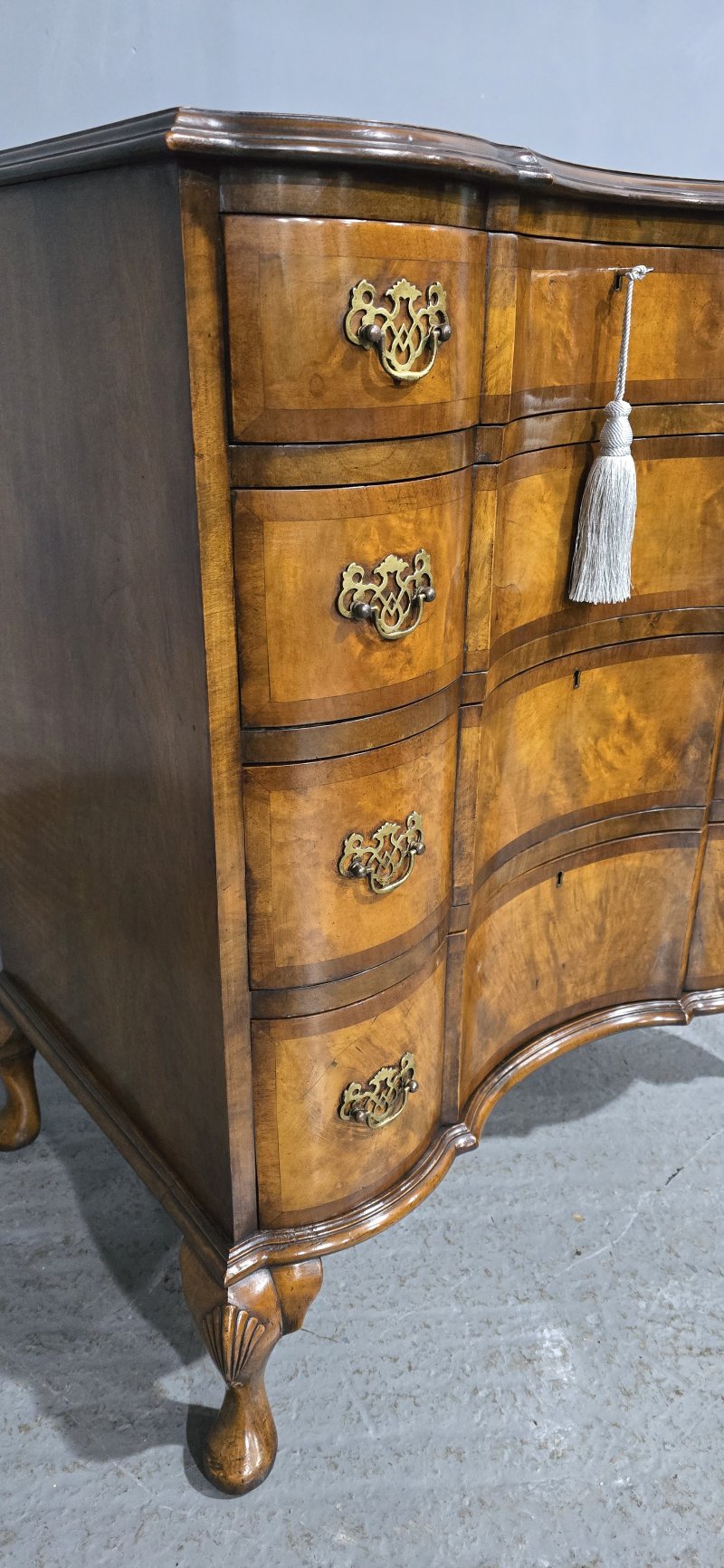 Outstanding Concave Walnut Chest of Drawers - Image 5