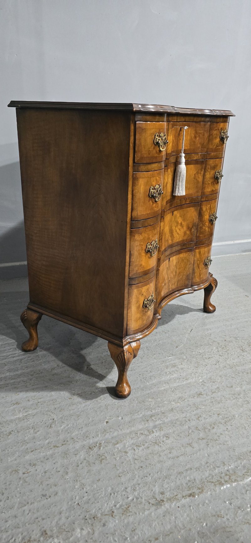 Outstanding Concave Walnut Chest of Drawers - Image 6