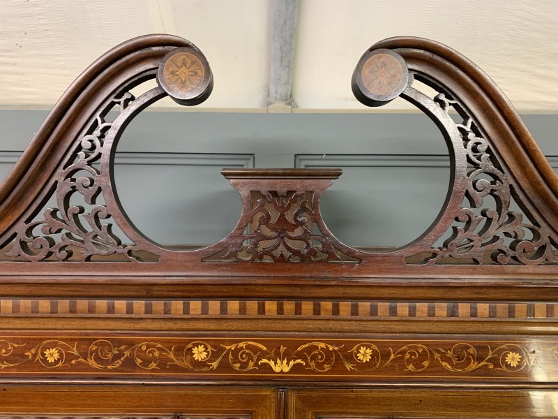 Edwards & Roberts Inlaid Mahogany Bookcase - Image 7