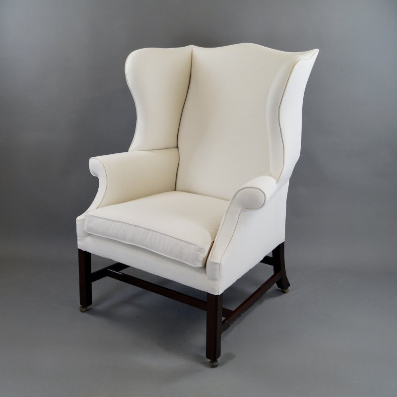 A Large George III Mahogany Wing Chair - Image 2