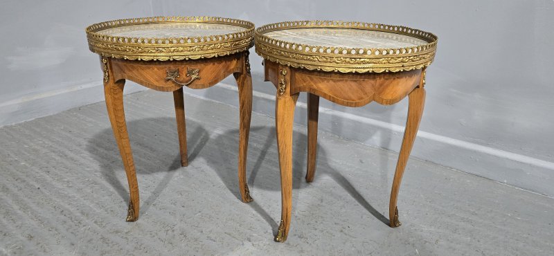 Super Pair French Kingwood Lamp Tables - Image 2