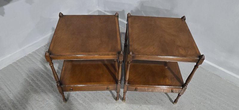 Fine Pair Regency Mahogany Lamp Tables - Image 11