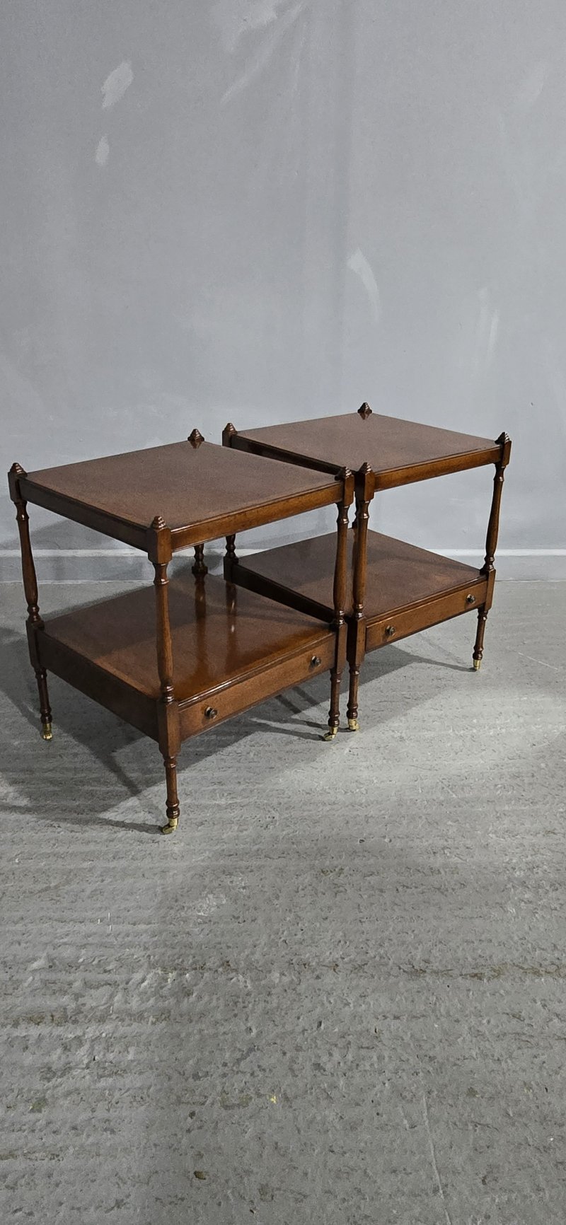 Fine Pair Regency Mahogany Lamp Tables - Image 13