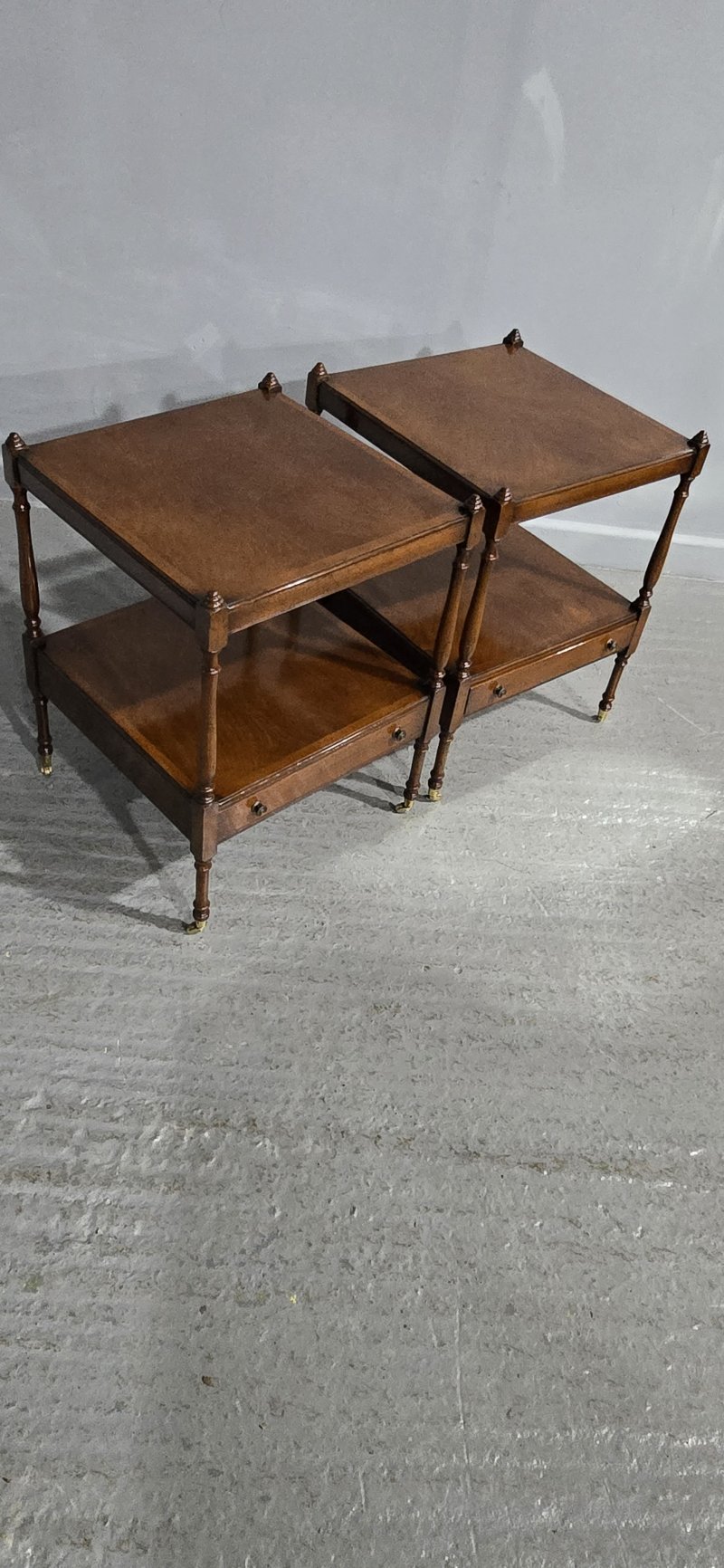 Fine Pair Regency Mahogany Lamp Tables - Image 14