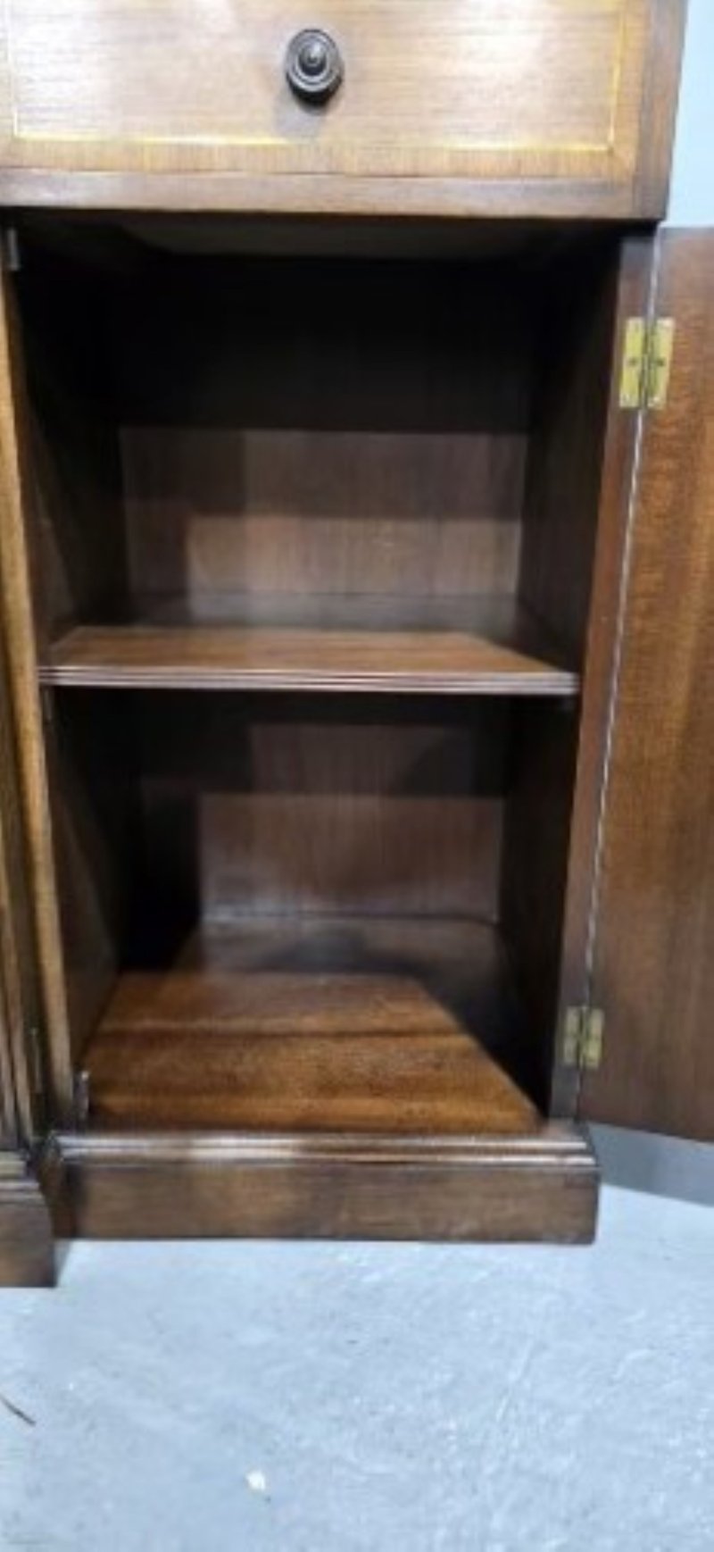 Fine Brass Inlaid Breakfront Mahogany Sideboard - Image 7