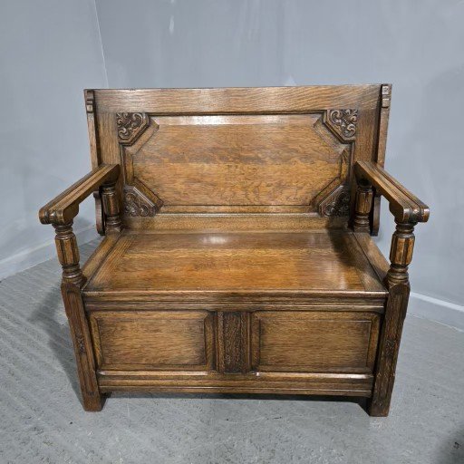 Good Oak Table Top Hall Bench Settle