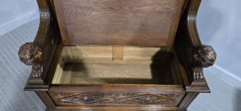 Excellent Green Man Hall Monks Bench - Image 7