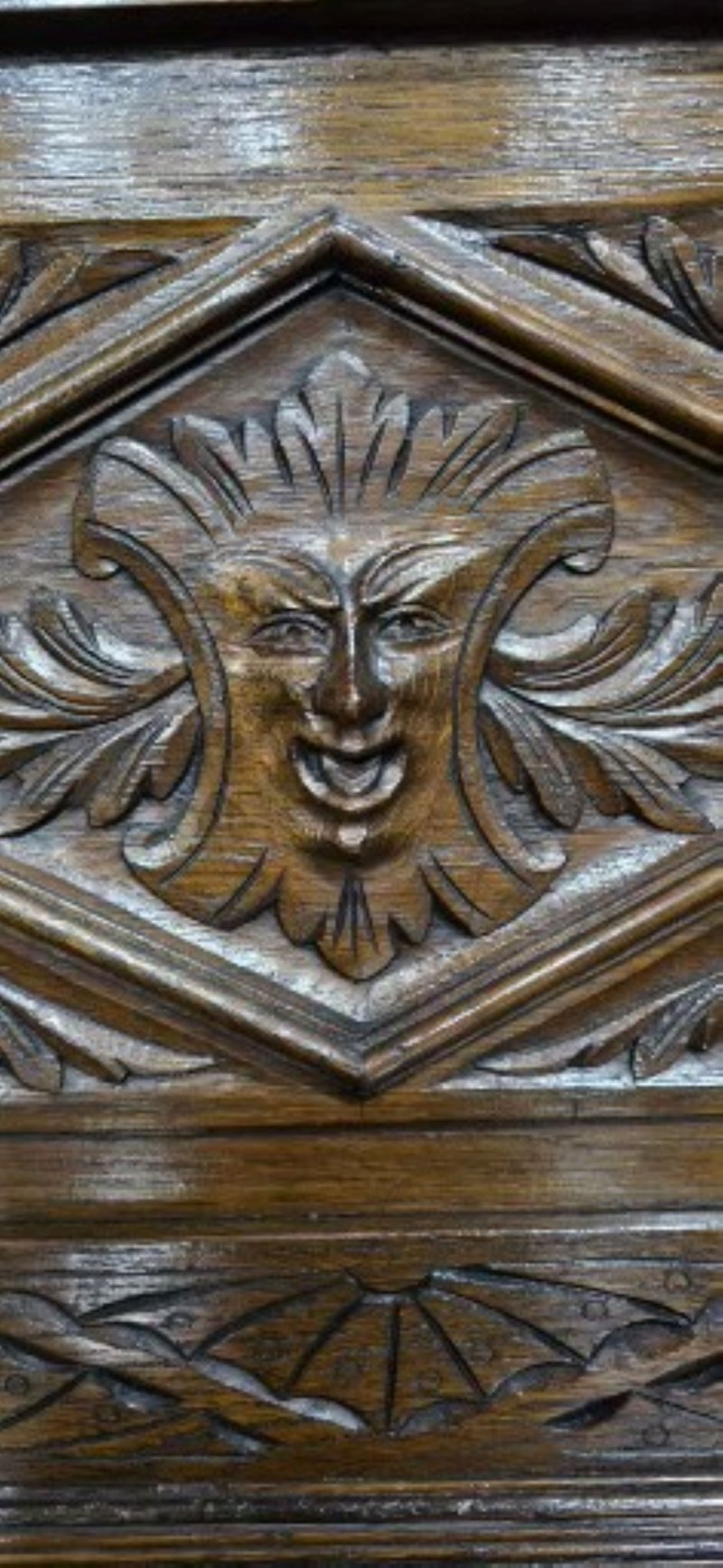 Excellent Green Man Hall Monks Bench - Image 6