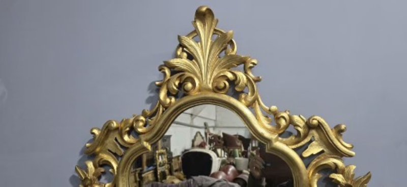 Venetian Giltwood Wall Mirror - Image 7