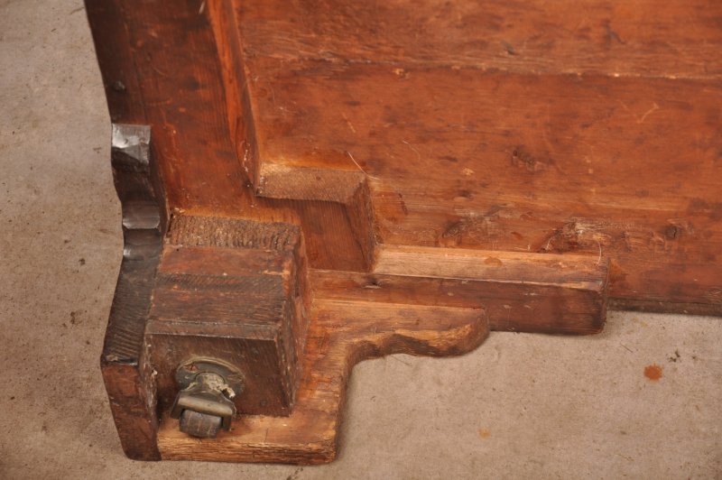 Very Fine Early 18th Century Mahogany Chest Of Drawers - Image 19
