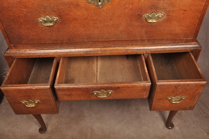 A Fine 18th Century George I Oak Chest On Stand - Image 6