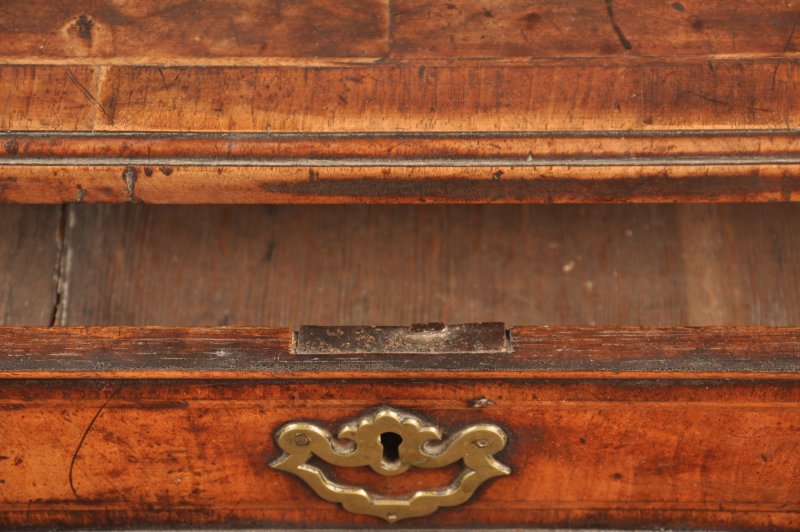 Early George II Walnut Lowboy / Side Table - Image 7