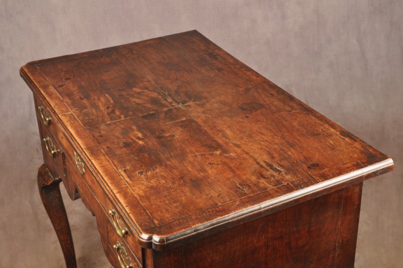 Early George II Walnut Lowboy / Side Table - Image 12