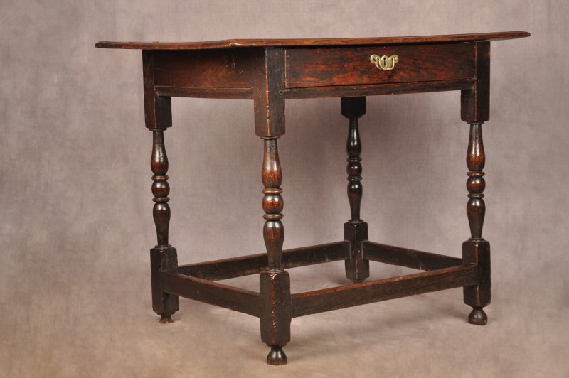 A 17th Century Oak Side Table - Image 2