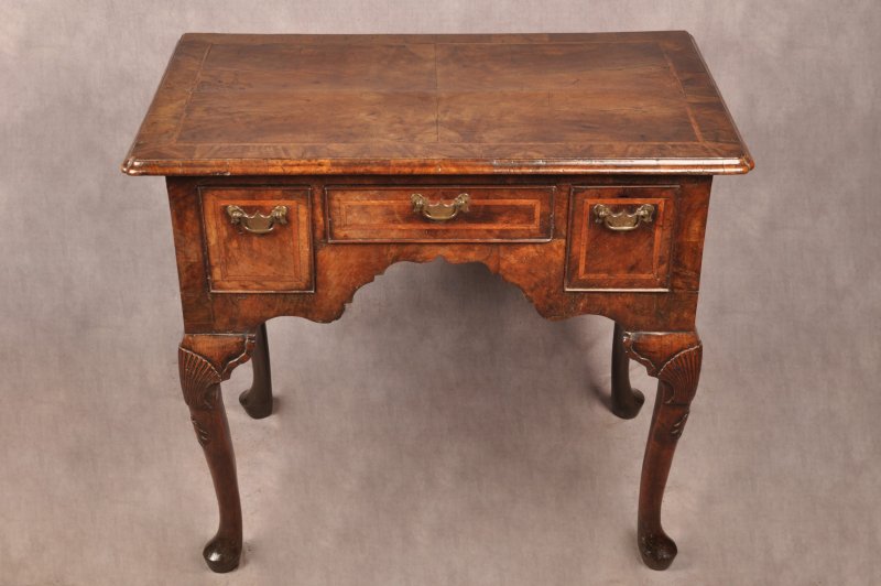 Rare Early 18th Century Walnut Lowboy - Image 13