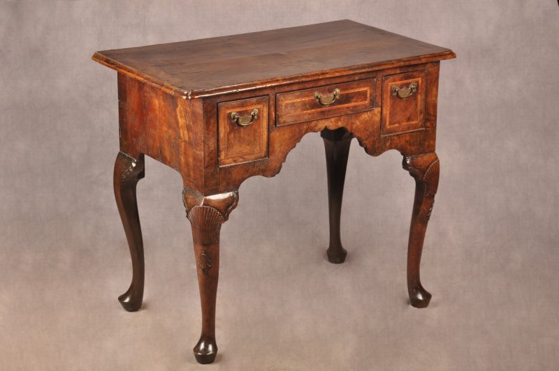 Rare Early 18th Century Walnut Lowboy - Image 14