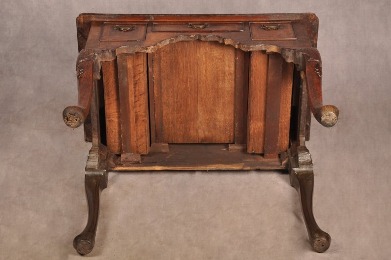 Rare Early 18th Century Walnut Lowboy - Image 17