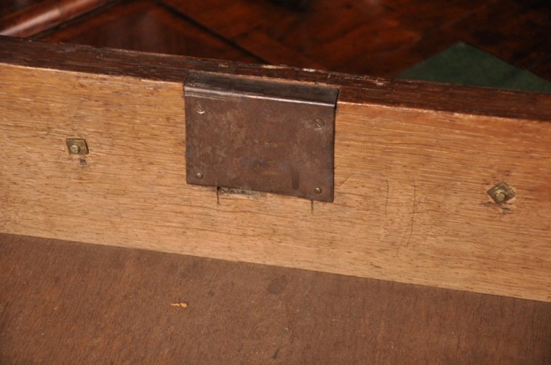 17th Century Burr Walnut Bureau Cabinet - Image 6
