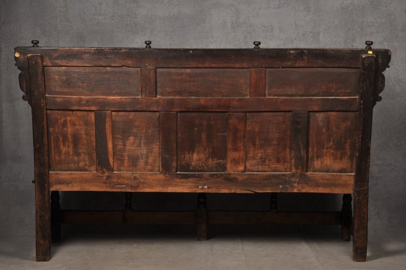 Rare 17th Century Oak Settle - Image 10