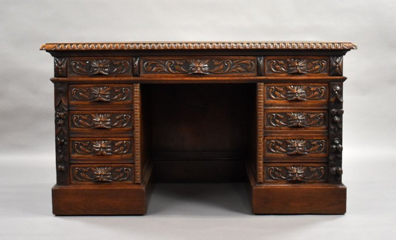 Victorian Carved Oak Desk - Image 3