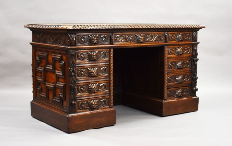 Victorian Carved Oak Desk - Image 2