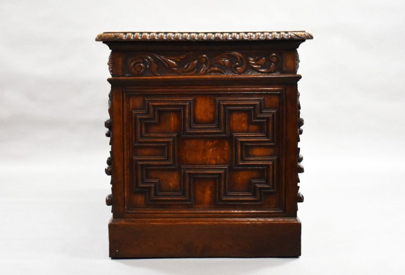 Victorian Carved Oak Desk - Image 6