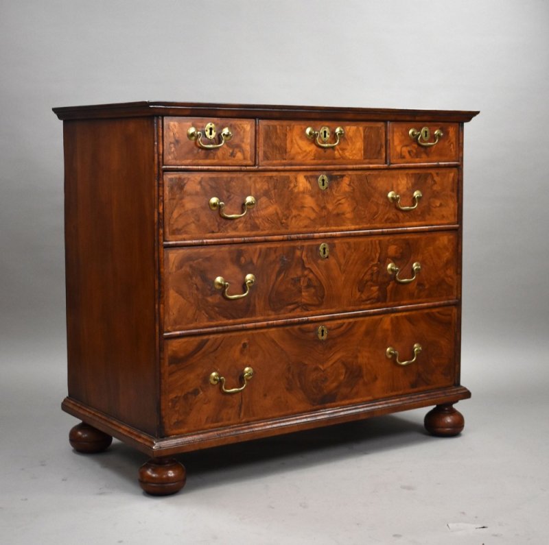 George III Burr Walnut Chest Of Drawers - Image 2