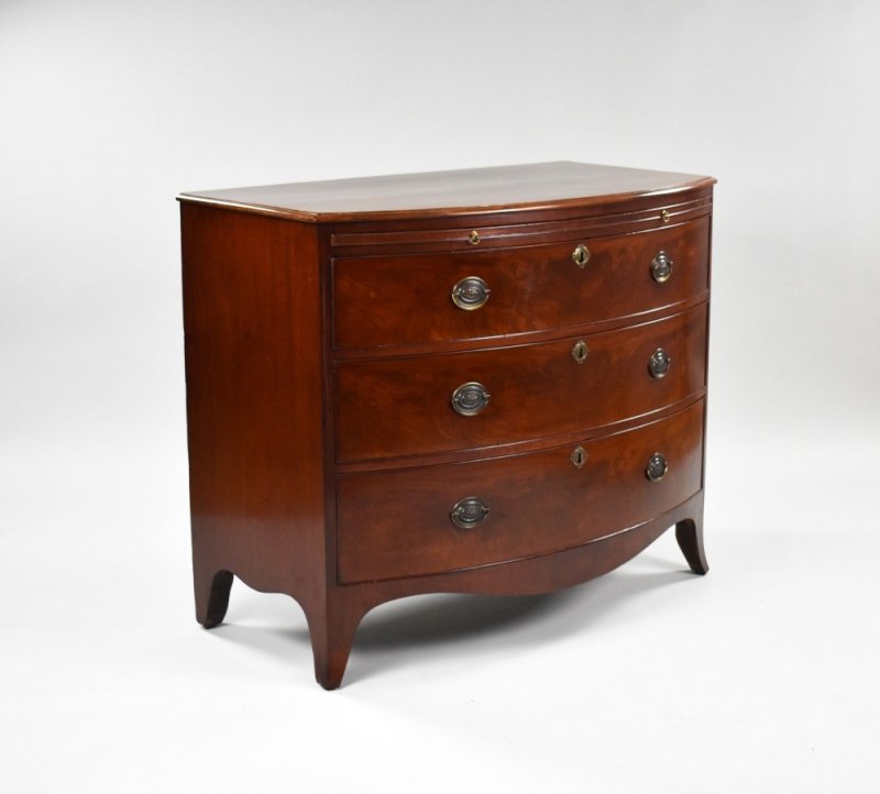 Regency Mahogany Bow Front Chest Of Drawers
