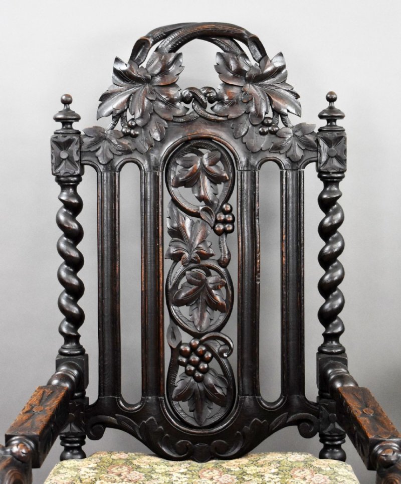 Near Pair Late 19th Century Carved Throne Chairs - Image 6