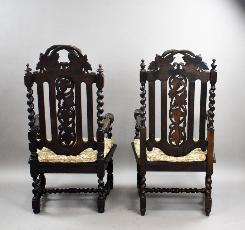 Near Pair Late 19th Century Carved Throne Chairs - Image 14