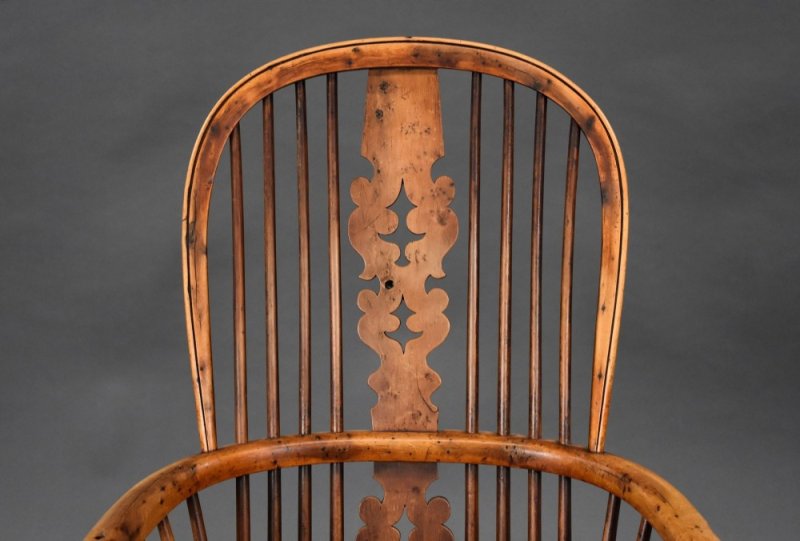 Antique Yew & Elm Windsor Armchair - Image 6