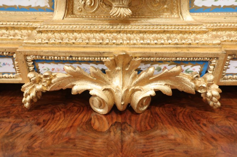 French 19th Century Gilt Bronze & Porcelain Mantel Clock - Image 8
