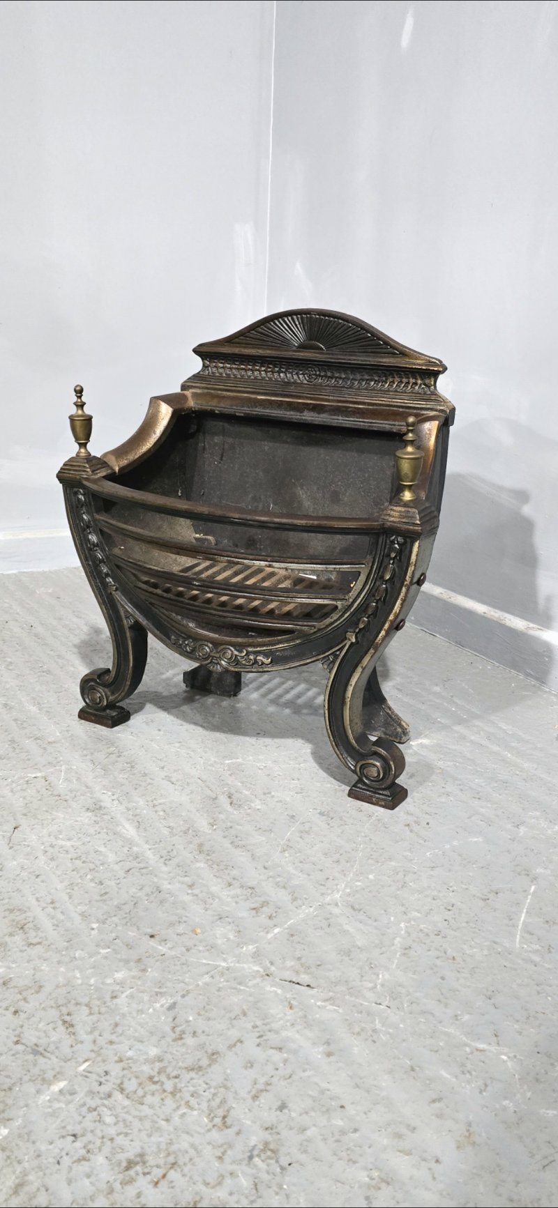 English Regency Cast Grate - Image 5