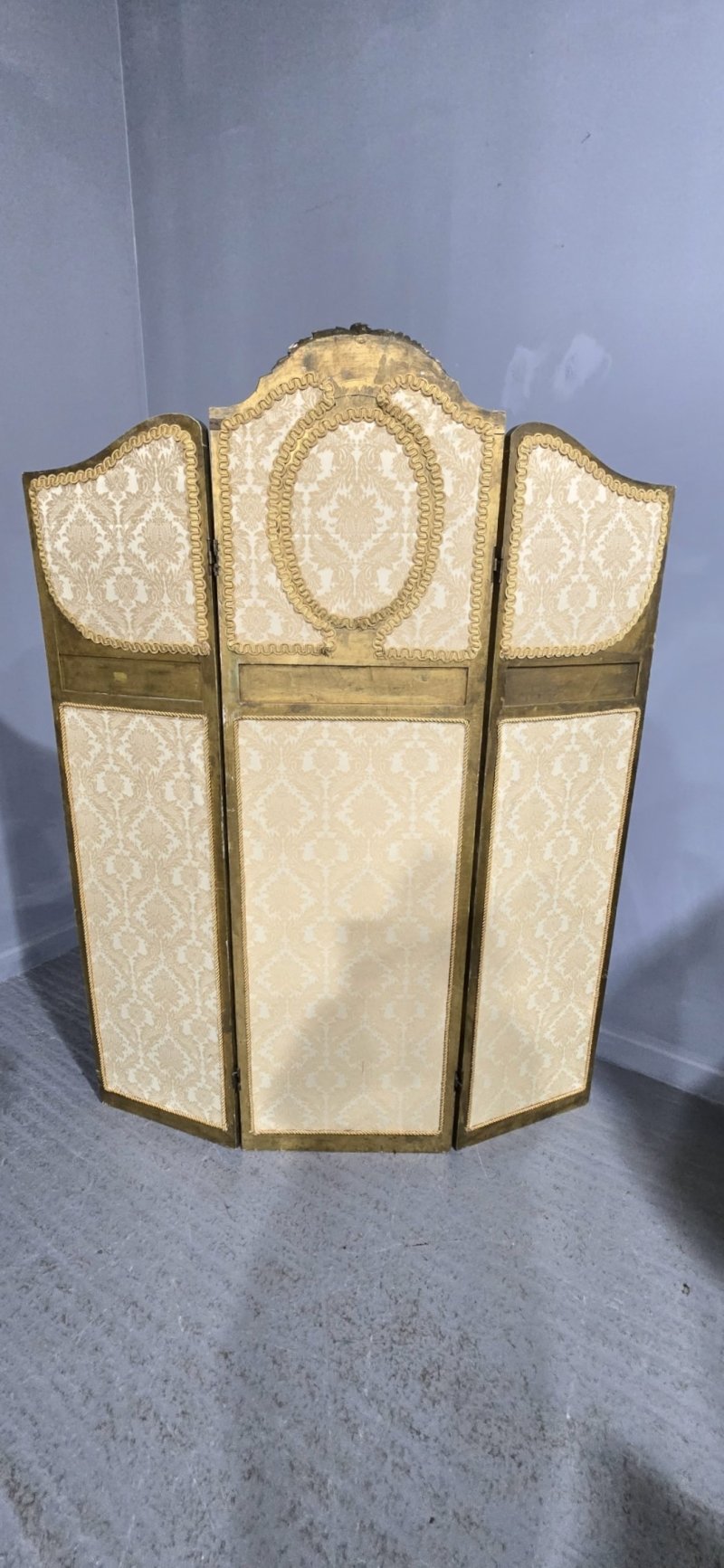 Fine French Three Fold Gilt Screen - Image 2