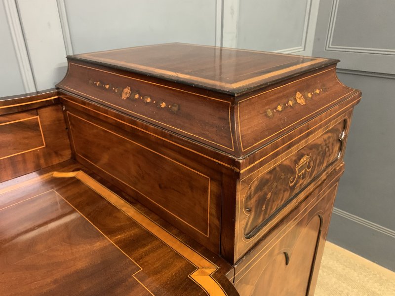 George III Inlaid Mahogany Sideboard - Image 3