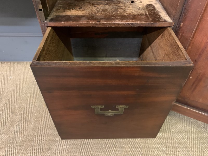George III Inlaid Mahogany Sideboard - Image 11