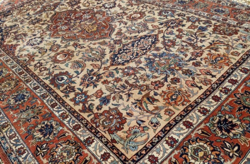 Antique Isfahan Carpet - Image 4