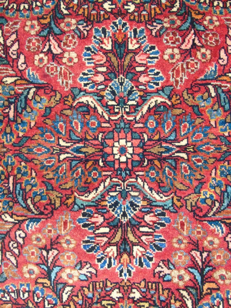 Antique Saroukh Carpet - Image 3