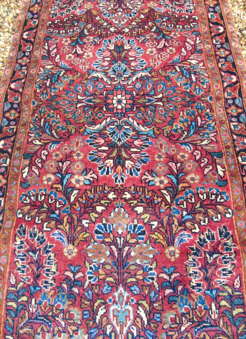 Antique Saroukh Carpet - Image 4