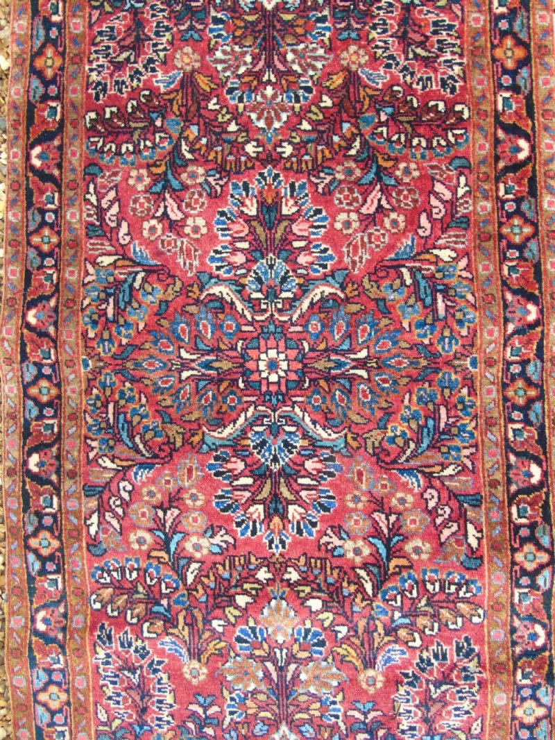 Antique Saroukh Carpet - Image 5