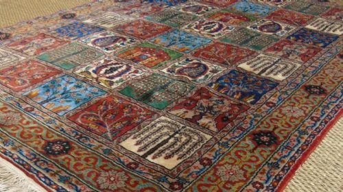 Beautiful Indian Hand Woven Garden Design Carpet / Rug - Image 3