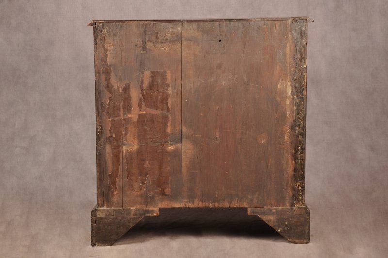 Small 18th Century Mahogany Chest Of Drawers - Image 9