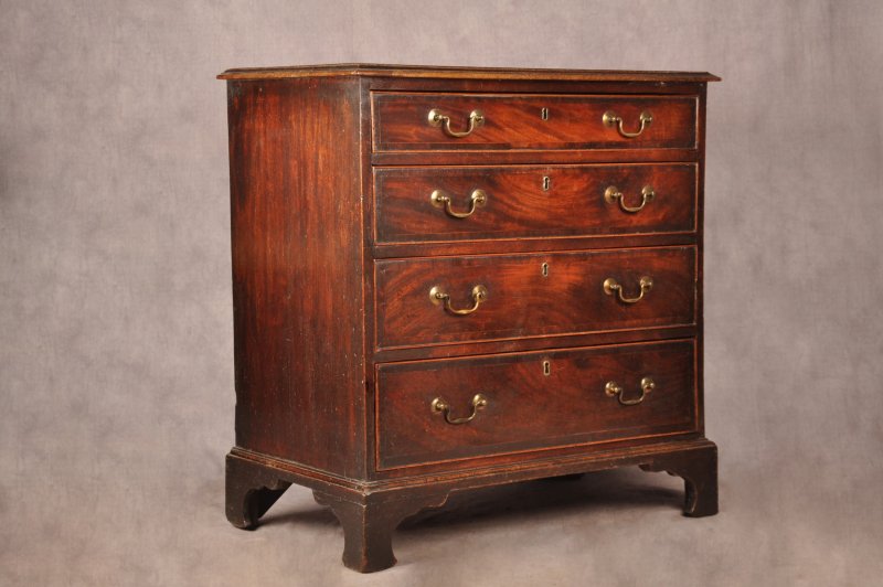 Small 18th Century Mahogany Chest Of Drawers - Image 8