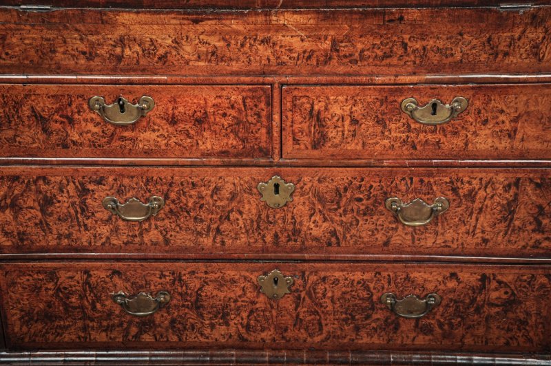 Fine 17th Century Mulberry Bureau In The Manner Of Coxed & Woster - Image 2