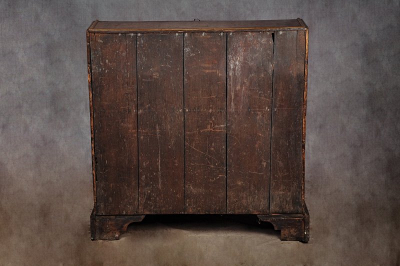 Fine 17th Century Mulberry Bureau In The Manner Of Coxed & Woster - Image 12