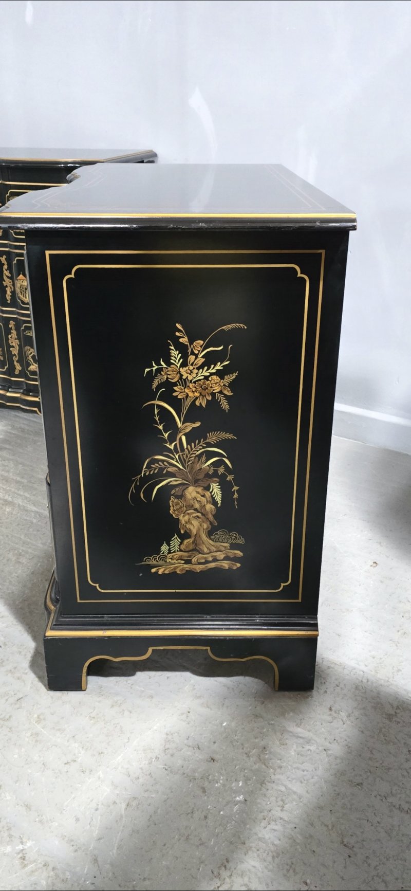 Wonderful Pair Chinoiserie Chests of Drawers - Image 4