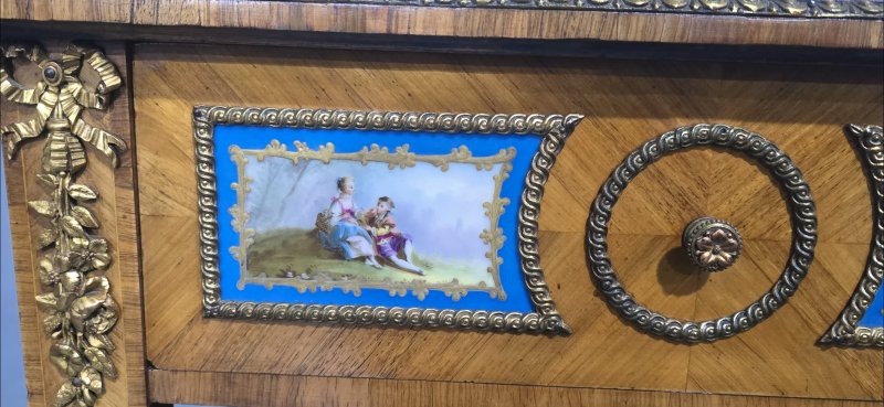 Superb Satinwood and Sevres Plaque Cabinet of Small Proportions - Image 12