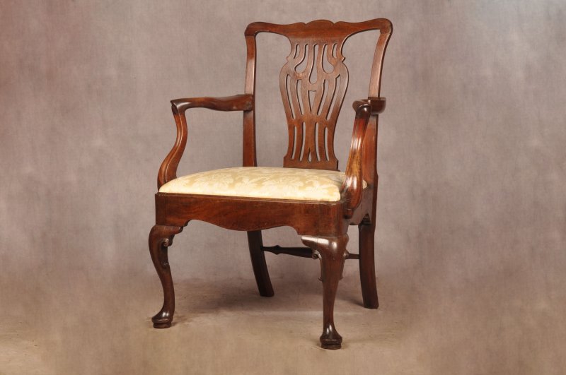 Fine George II Mahogany Armchair - Image 11