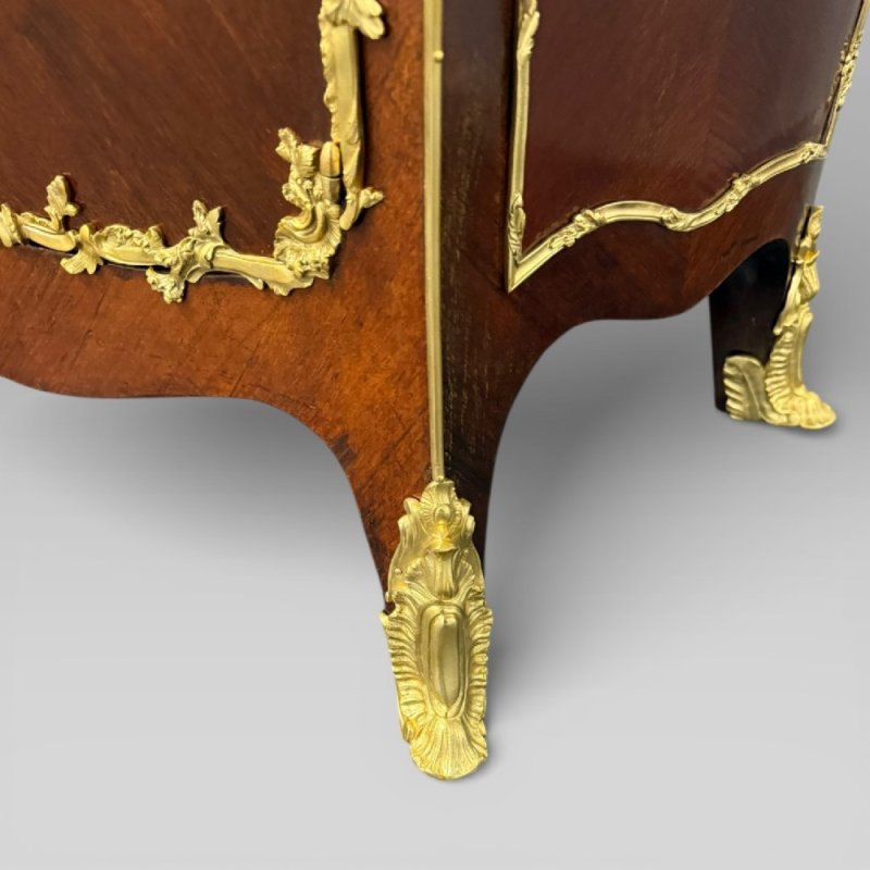 Antique Pair Of Late 19th Century French Kingwood Bombe Cabinets By E. Kahn - Image 10